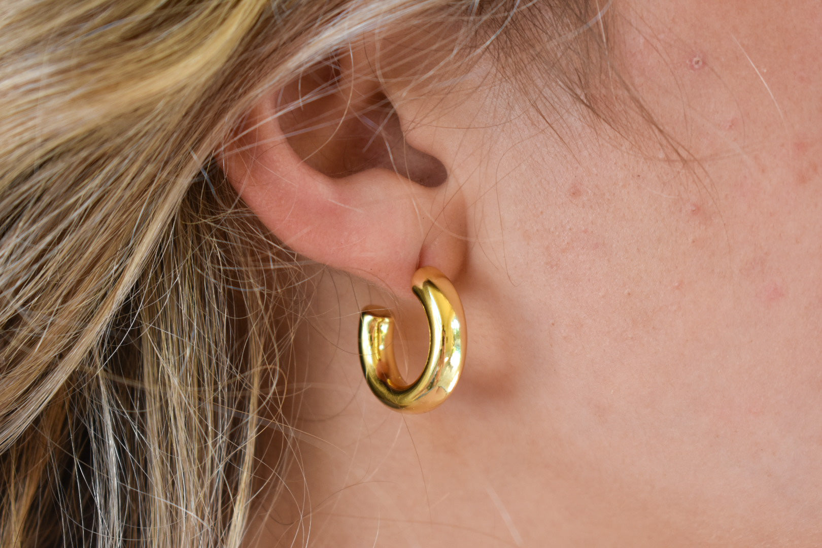 Gold Tube Hoops