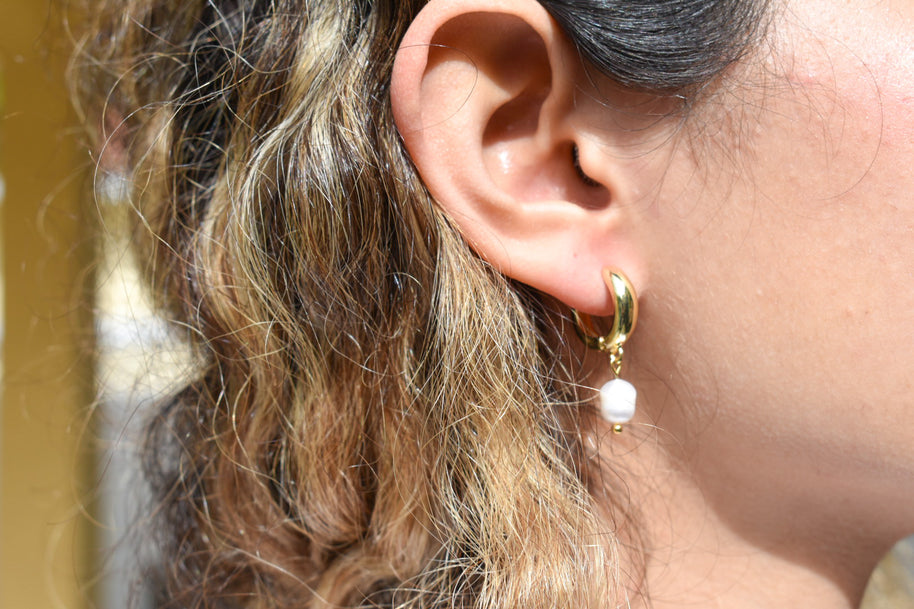Chunky Gold Pearl Huggies