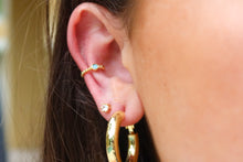 Load image into Gallery viewer, Blue Gem Ear Cuff
