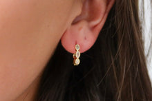 Load image into Gallery viewer, Teardrop earrings
