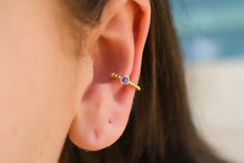 Load image into Gallery viewer, Purple Gem Ear Cuff
