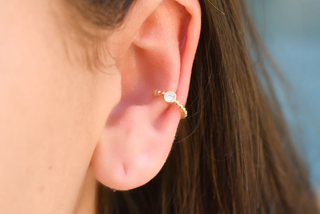 Clear Gem Ear Cuff