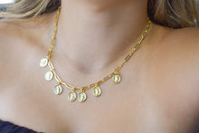 Load image into Gallery viewer, Gold Coin necklace
