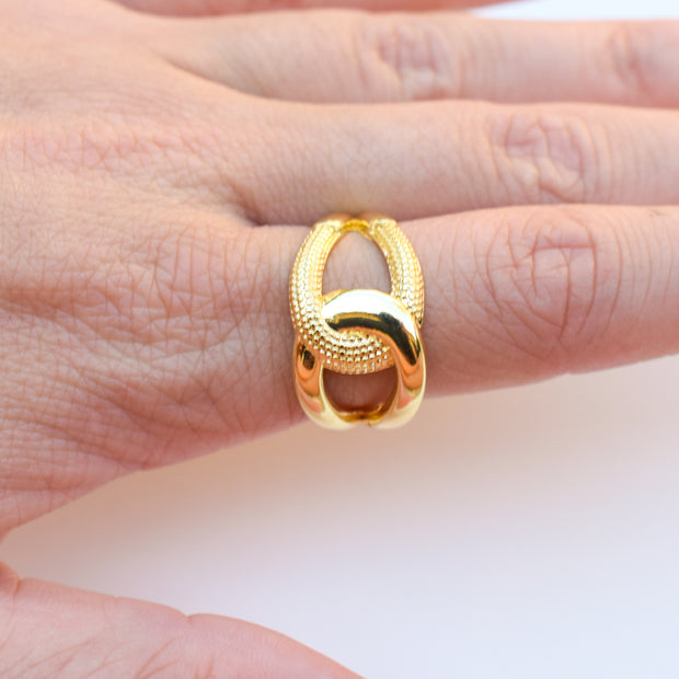 Interlocked Ring