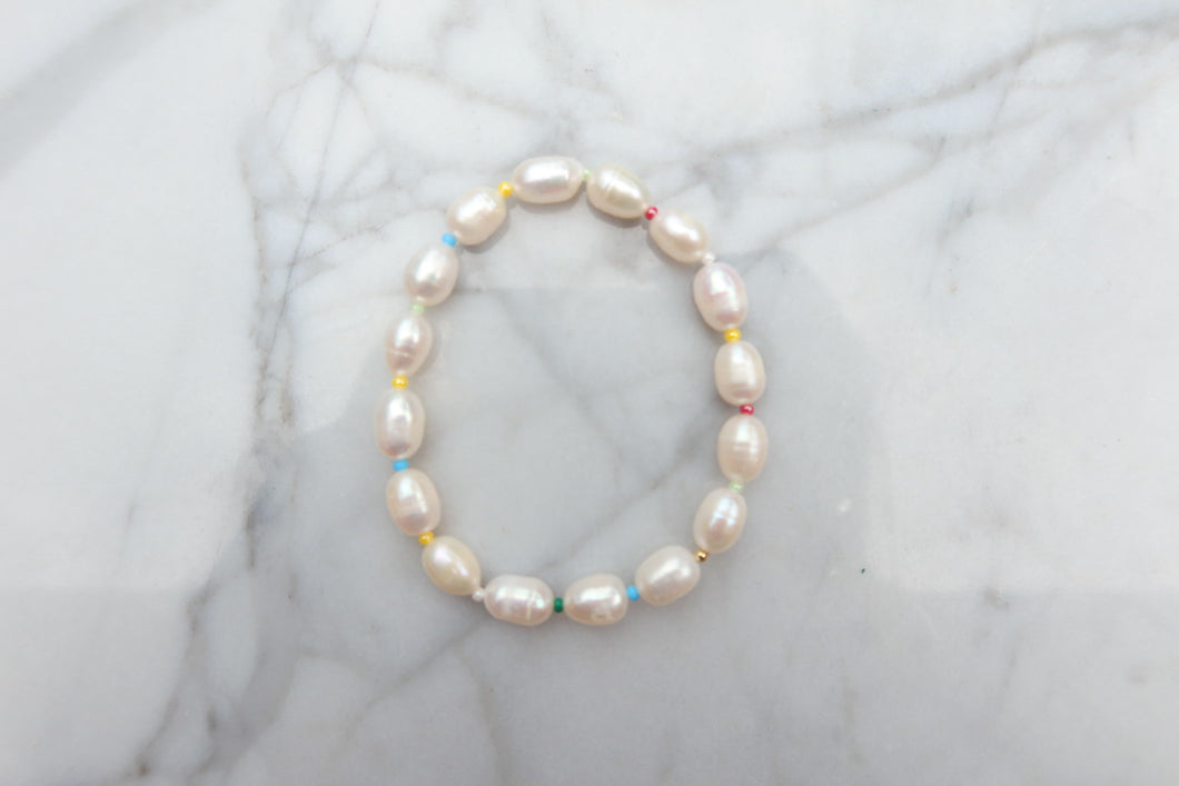 Rainbow pearl bracelet