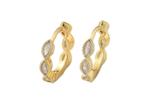 Load image into Gallery viewer, Teardrop earrings
