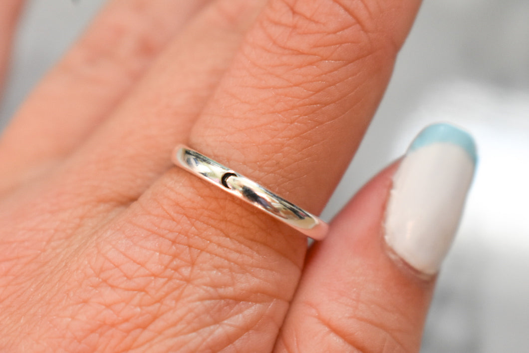 Sterling silver adjustable Moon band ring